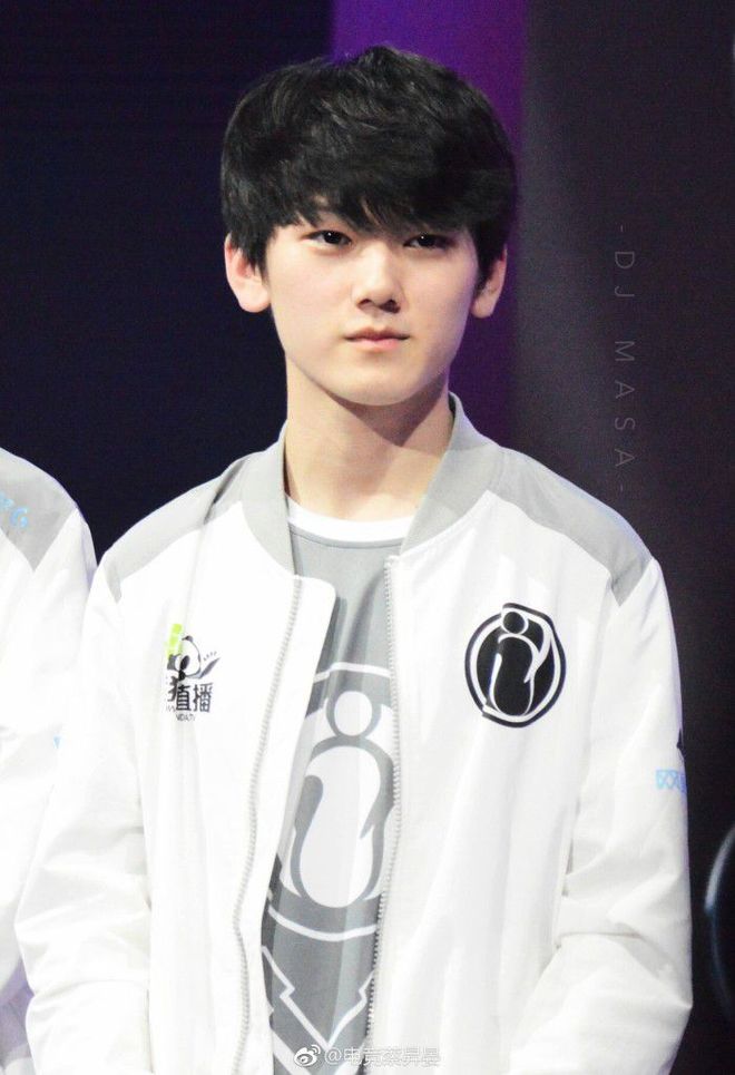 LCK杯趣味数据：HLE在BO5的第一小局全胜